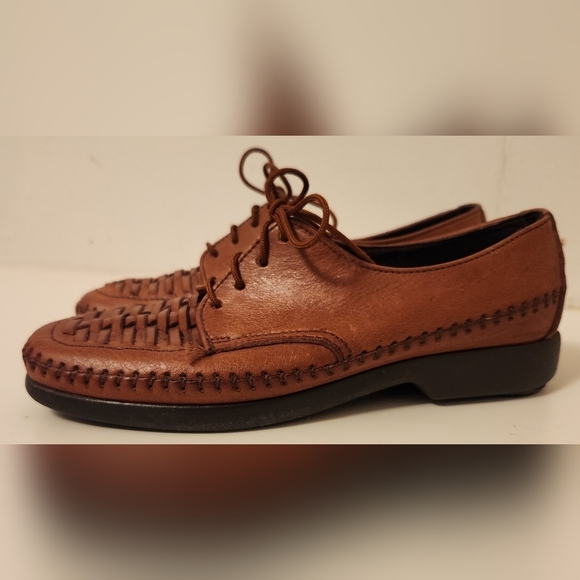 Brown Dexter Leather Comfort Shoe Size 6.5 - Picture 1 of 7
